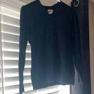 Chic Black V-Neck Sweater for Women